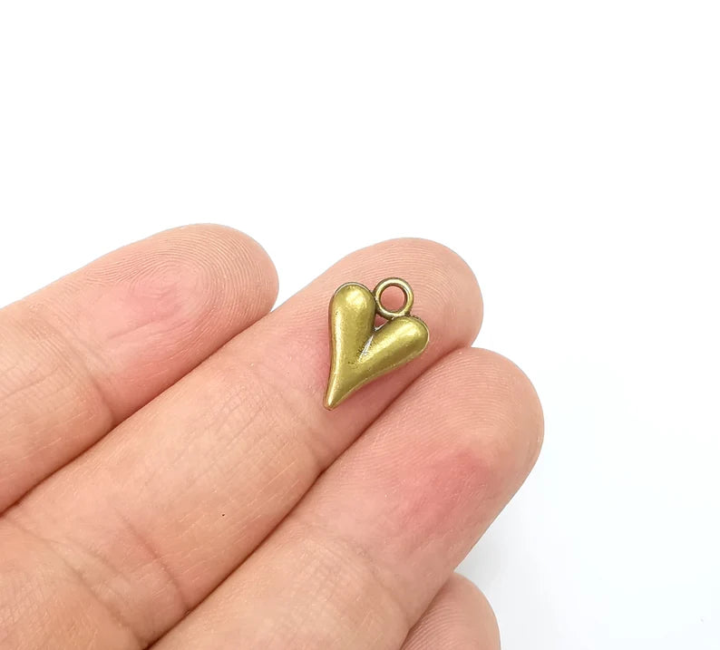 5 Heart Charms Antique Bronze Plated Charms (15x10mm) G29609