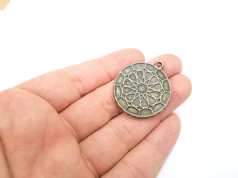 Round Pendant Bezel, Resin Blank, inlay Mounting, Mosaic Pendant Frame, Cabochon Base,Dry Flower Setting, Antique Bronze (28mm) G29614