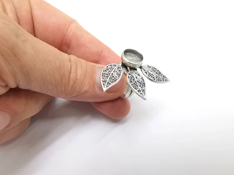 Leaf Ring Setting Blank Cabochon Mounting Adjustable Resin Ring Base Bezel Mosaic Ring, Antique Silver Plated Brass (10mm bezel) G29639