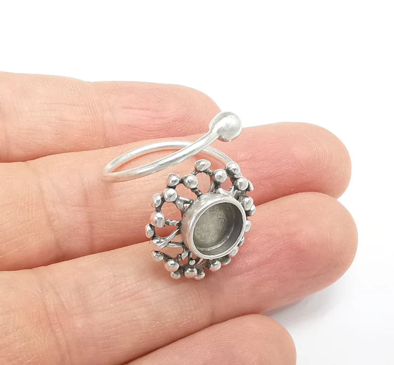 Flower, Sun Ring Setting Blank Cabochon Mounting Adjustable Resin Ring Base Mosaic Ring, Antique Silver Plated Brass (8mm bezel) G29645