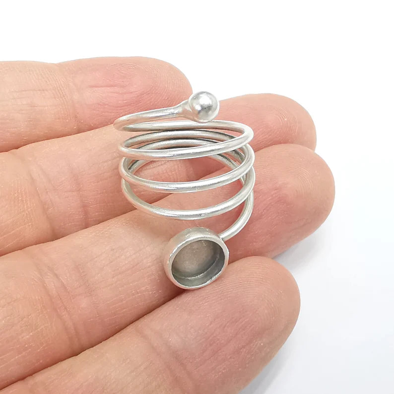 Wrap Ring Setting Blank Cabochon Mounting Adjustable Resin Ring Base Bezel Mosaic Ring, Antique Silver Plated Brass (8mm bezel) G29643