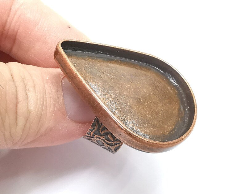 Drop Ring, Ring Blank Setting, Cabochon Mounting, Adjustable Resin Base Bezels, Antique Copper Plated (40x30mm) G29656