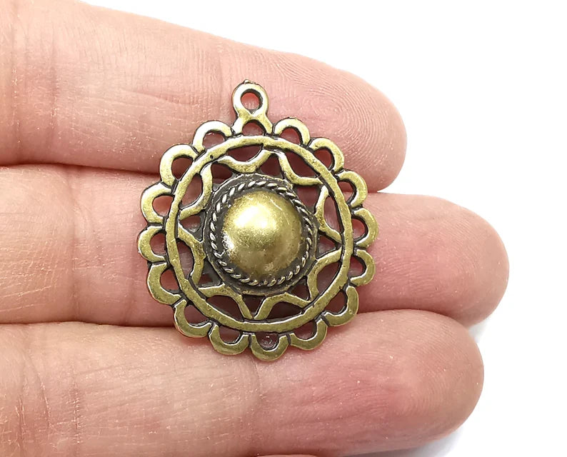 Flowers Charms, Antique Bronze Plated Pendant (32x28mm) G29793