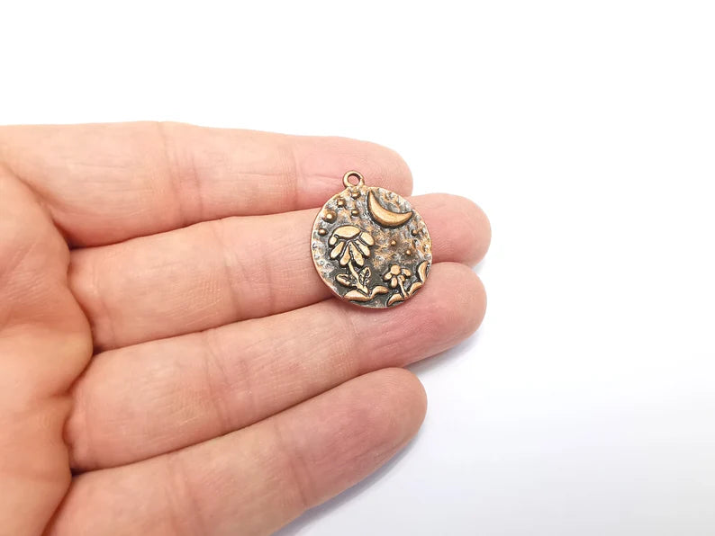 Daisy Flower Leaf Charms Crescent Star Hammered Disc Pendant Antique Copper Plated (27x24mm) G29668