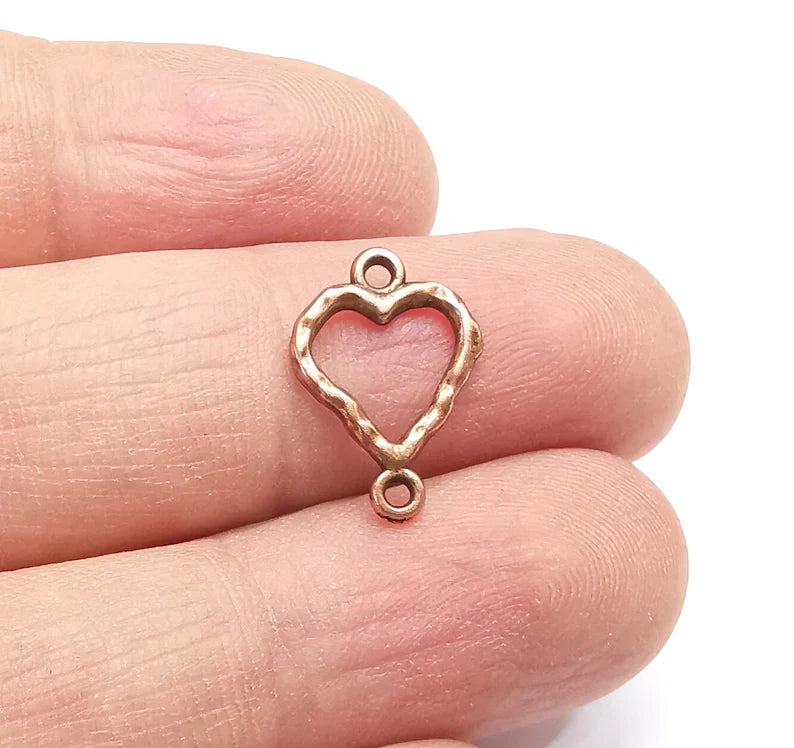 10 Heart Hammered (Doubled Sided) Charms Connector Antique Copper Plated Charms (17x12mm) G29683