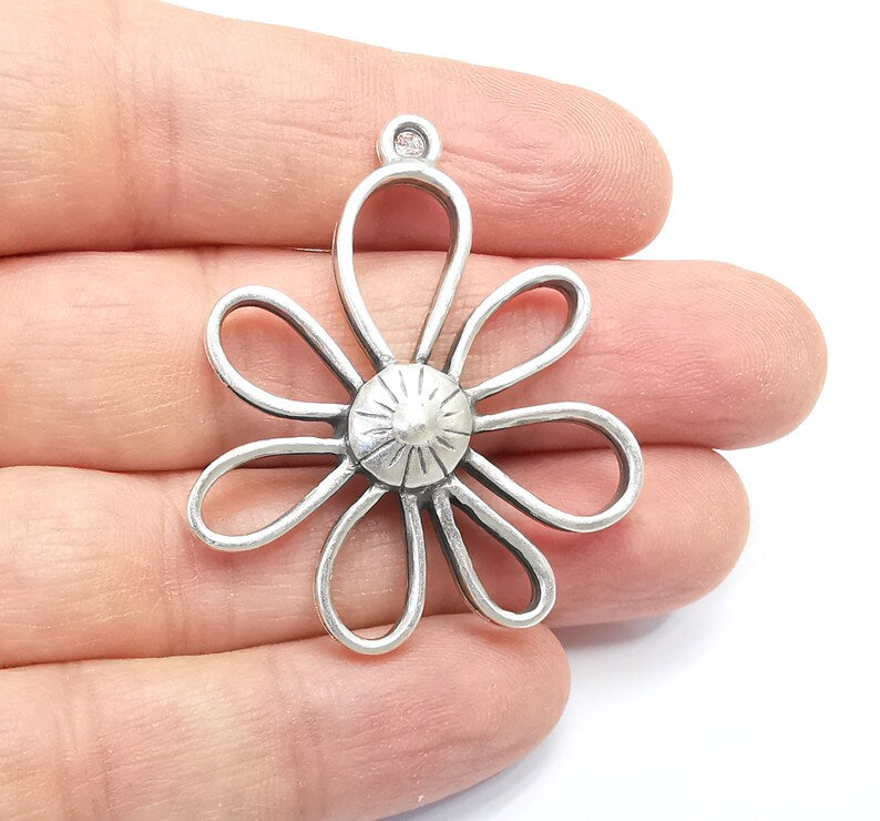 Flowers Charms Pendant, Daisy Charms, Antique Silver Plated Plants Charms (45x38mm) G29686