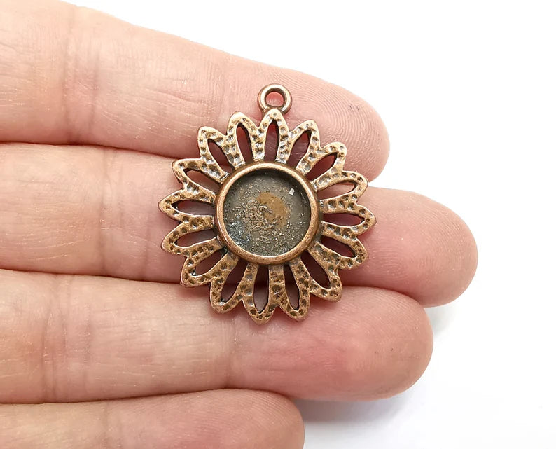 Flower Charms Pendant Bezels, Resin Blank, inlay Mountings, Mosaic Frame, Cabochon Bases Flower Settings Antique Copper Plated (12mm) G29692