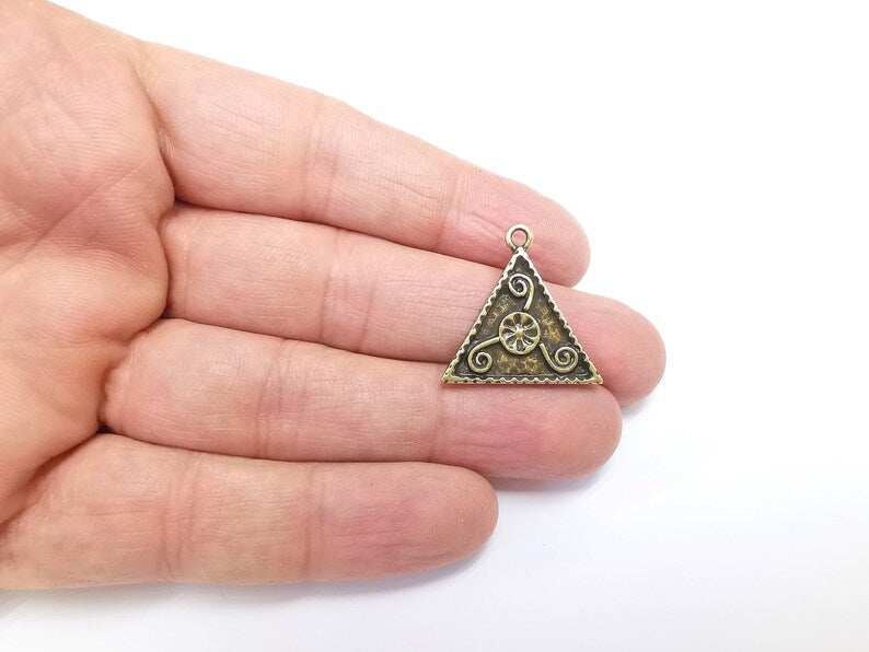 2 Triangle Flower Swirl Charms, Antique Bronze Plated Pendant (25x25mm) G29724