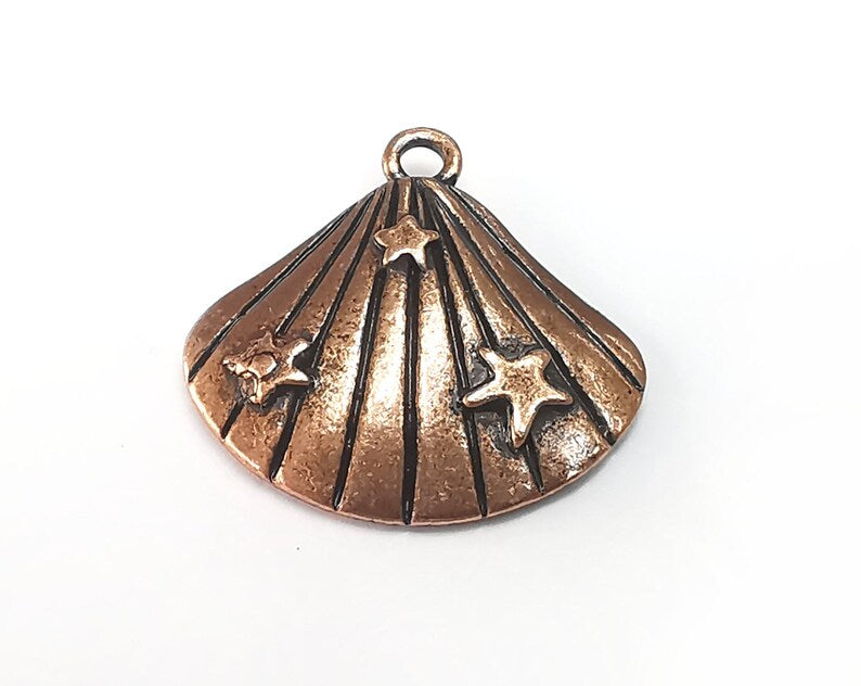2 Scallop, Starfish Sea Shell Charms, Antique Copper Plated Charms (23x22mm) G29741