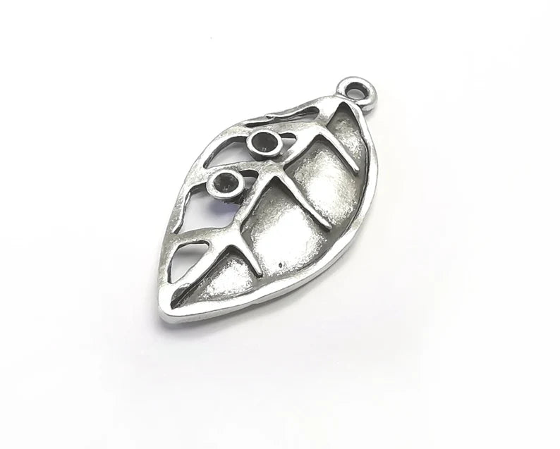 2 Leaf Charms Blank Resin Bezel Mosaic Mountings Cabochon Setting Antique Silver Plated Pendant (34x17mm)(2mm Blank) G29769