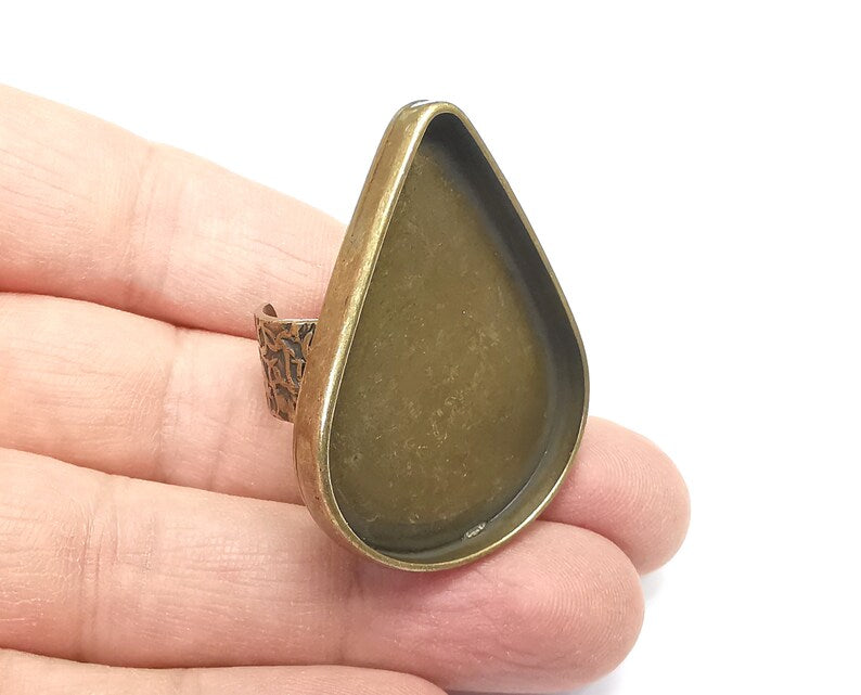 Drop Ring, Ring Blank Setting, Cabochon Mounting, Adjustable Resin Base Bezels, Antique Bronze Plated (40x30mm) G29781