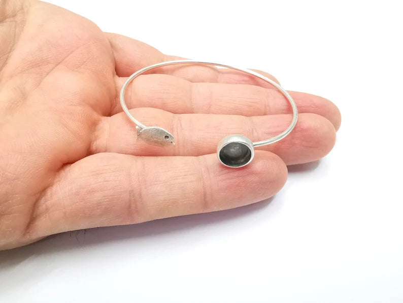 Fish Bracelet Bezel Blank Resin Bezel Cabochon Cuff Base Settings Adjustable Bracelet Antique Silver Plated Brass (8mm Bezel) G29900