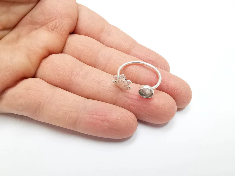 Tree Ring Blank Setting, Cabochon Mounting, Adjustable Resin Ring Base Bezels, Antique Silver Plated (6mm) G29907