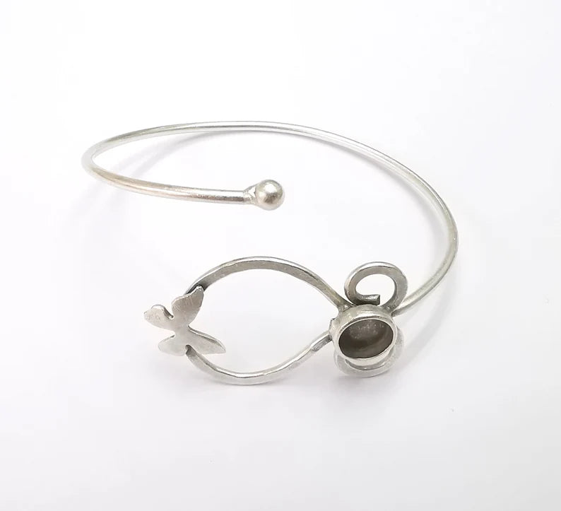 Butterfly Bracelet Bezel Blank Resin Bezel Cabochon Cuff Base Adjustable Antique Silver Plated Brass (6mm Bezel) G29910