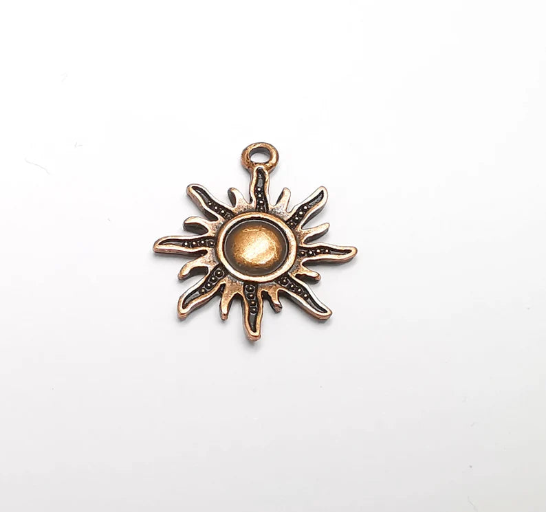 4 Sun Charms Antique Copper Plated Charms (27x23mm) G33032