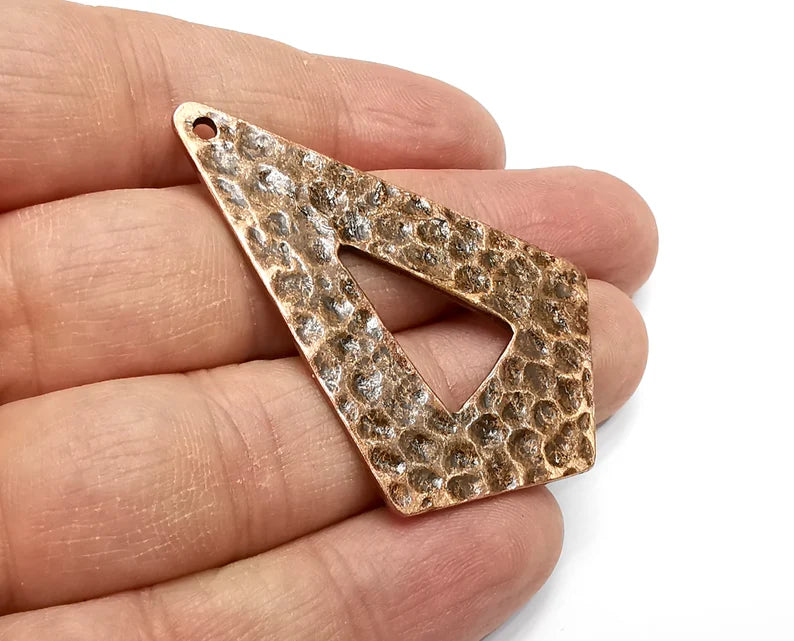 Hammered Charms, Dangle Charms Antique Copper Plated (54x35mm) G33045
