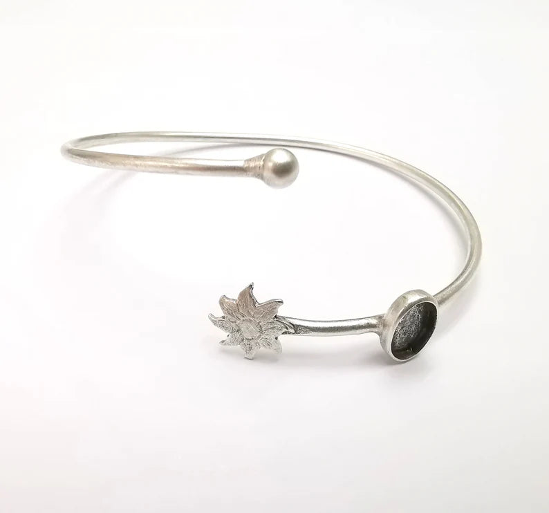 Sun Bracelet Bezel Blank Resin Bezel Cabochon Cuff Base Settings Adjustable Bracelet Antique Silver Plated Brass (8x6mm Bezel) G33056