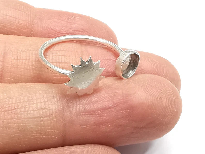 Sun Ring Blank Setting, Cabochon Mounting, Adjustable Resin Ring Base Bezels, Antique Silver Plated (6mm) G33069