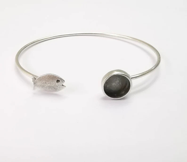 Fish Bracelet Bezel Blank Resin Bezel Cabochon Cuff Base Settings Adjustable Bracelet Antique Silver Plated Brass (8mm Bezel) G29900