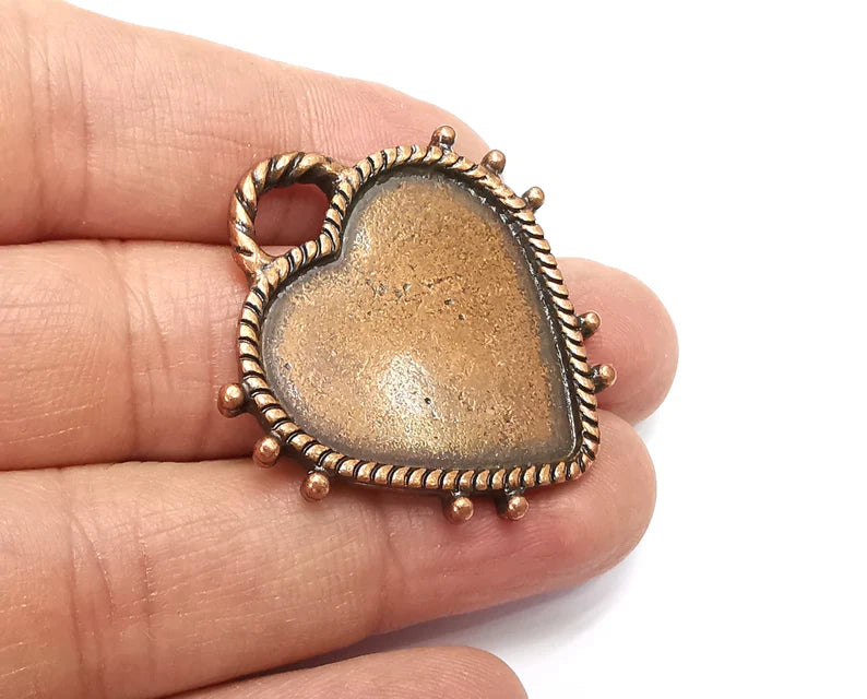 Heart Pendant Bezels, Resin Blank, inlay Mountings, Mosaic Frame, Cabochon Bases, Flower Settings, Antique Copper Plated (30x28mm) G33087