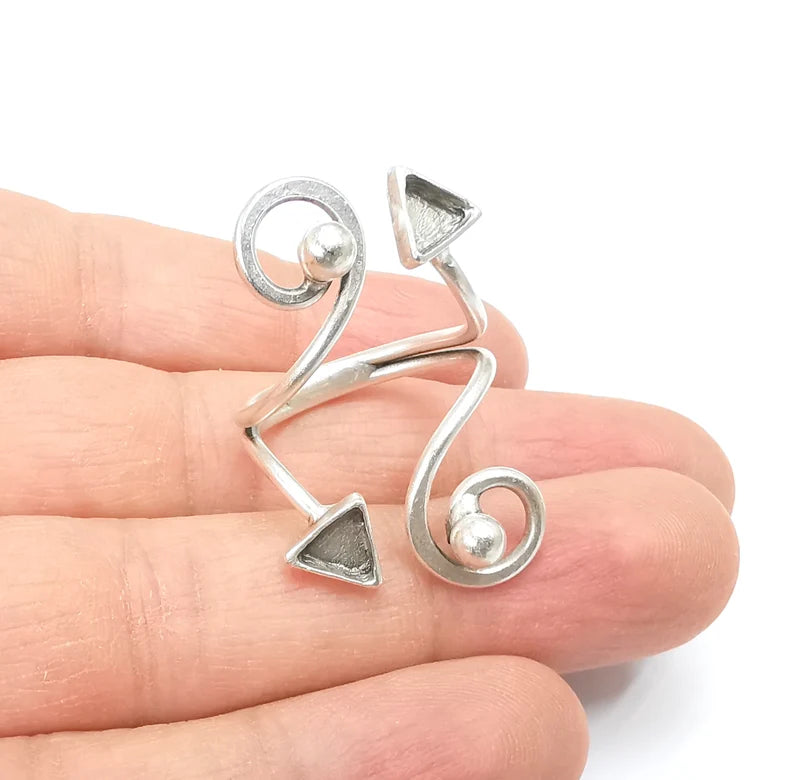 Ring Blank Setting, Cabochon Mounting, Adjustable Resin Ring Base Bezels, Antique Silver Plated (6mm triangle bezel) G33004