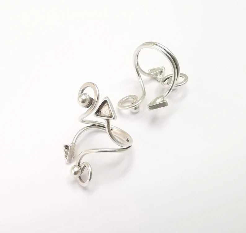 Ring Blank Setting, Cabochon Mounting, Adjustable Resin Ring Base Bezels, Antique Silver Plated (6mm triangle bezel) G33004