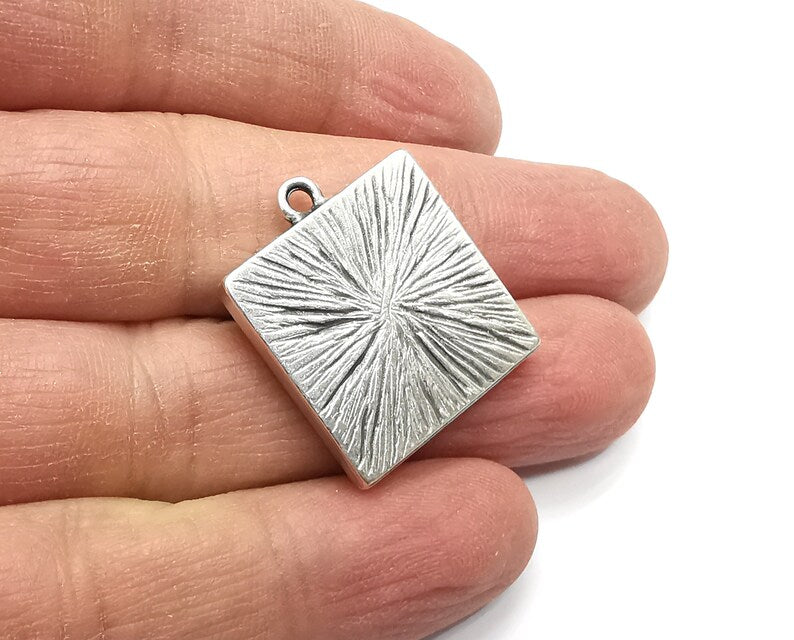 2 Square Pendant Blanks, Resin Bezel Bases, Mosaic Mountings, Dry flower Frame, Polymer Clay base, Antique Silver Plated (20mm) G33106