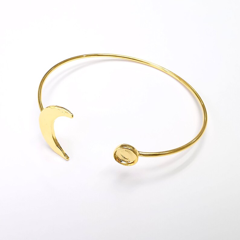 Crescent Moon Bracelet Bezel Blank Resin Bezel Cabochon Cuff Base Settings Adjustable Bracelet Shiny Gold Plated Brass (6mm Bezel) G33110