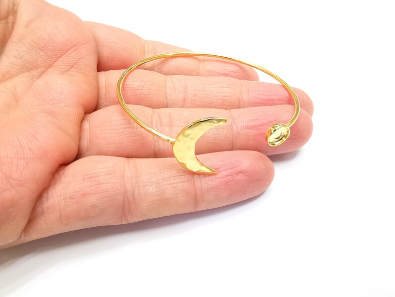 Crescent Moon Bracelet Bezel Blank Resin Bezel Cabochon Cuff Base Settings Adjustable Bracelet Shiny Gold Plated Brass (6mm Bezel) G33110
