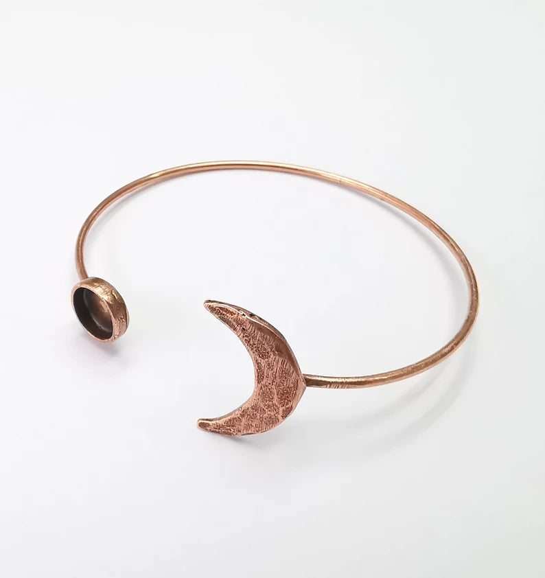 Crescent Moon Bracelet Bezel Blank Resin Bezel Cabochon Cuff Base Settings Adjustable Bracelet Copper Plated Brass (8mm Bezel) G33123