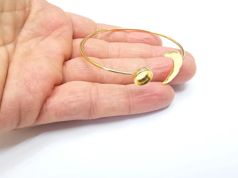 Crescent Moon Bracelet Bezel Blank Resin Bezel Cabochon Cuff Base Settings Adjustable Bracelet Shiny Gold Plated Brass (8mm Bezel) G33129