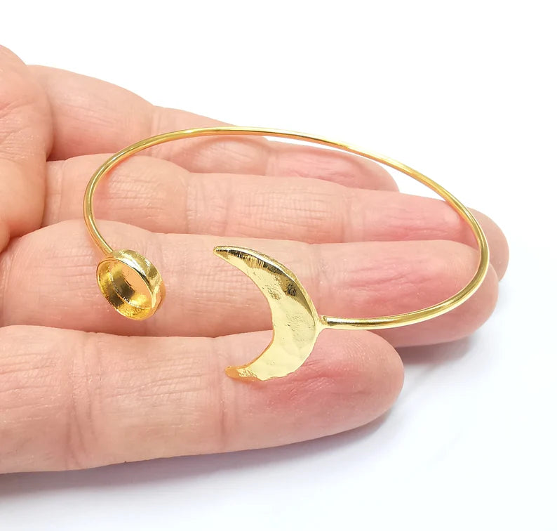 Crescent Moon Bracelet Bezel Blank Resin Bezel Cabochon Cuff Base Settings Adjustable Bracelet Shiny Gold Plated Brass (8mm Bezel) G33129