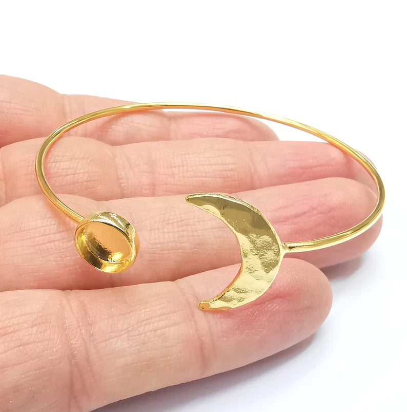 Crescent Moon Bracelet Bezel Blank Resin Bezel Cabochon Cuff Base Settings Adjustable Bracelet Shiny Gold Plated Brass (8mm Bezel) G33129