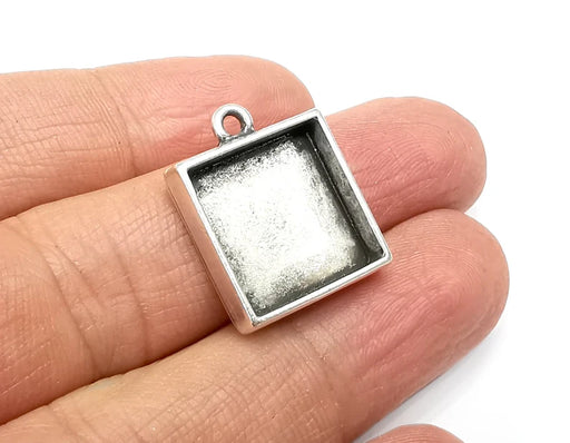 2 Square Pendant Blanks, Resin Bezel Bases, Mosaic Mountings, Dry flower Frame, Polymer Clay base, Antique Silver Plated (16mm) G33145