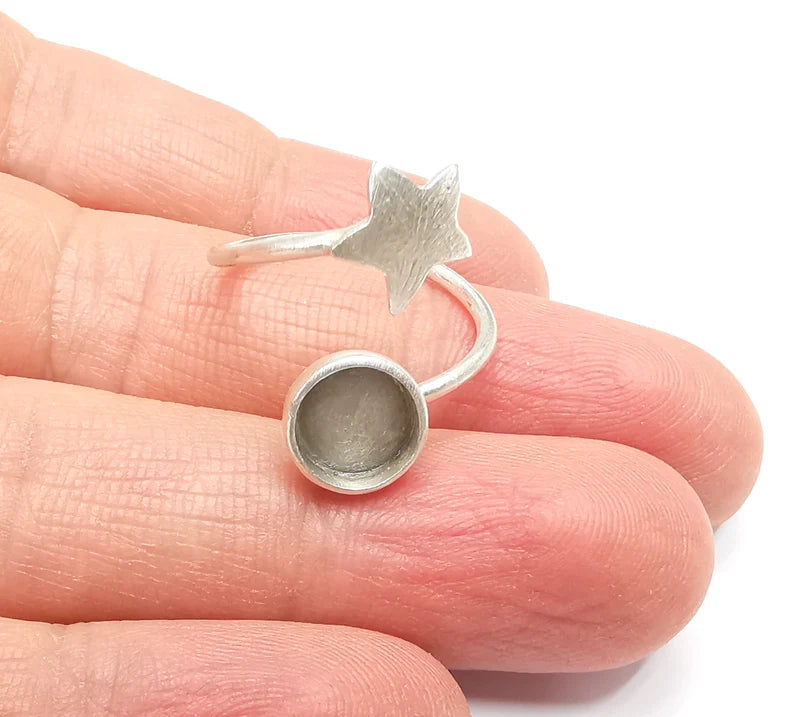 Star Ring Blank Setting, Cabochon Mounting, Adjustable Resin Ring Base Bezels, Antique Silver Plated (8mm) G33046