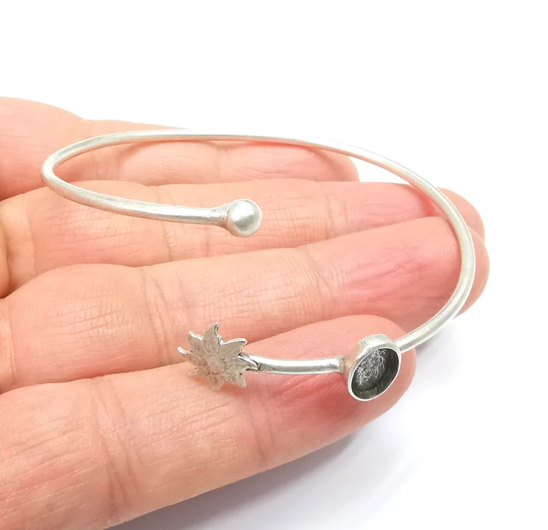 Sun Bracelet Bezel Blank Resin Bezel Cabochon Cuff Base Settings Adjustable Bracelet Antique Silver Plated Brass (8x6mm Bezel) G33056