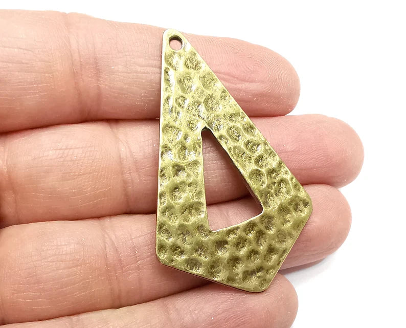 Hammered Charms, Dangle Charms Antique Bronze Plated (54x35mm) G33064