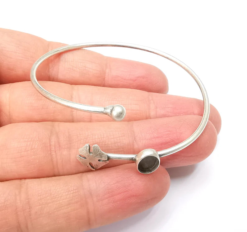 Clover Bracelet Bezel Blank Resin Bezel Cabochon Cuff Base Settings Adjustable Bracelet Antique Silver Plated Brass (9x6mm Bezel) G33154