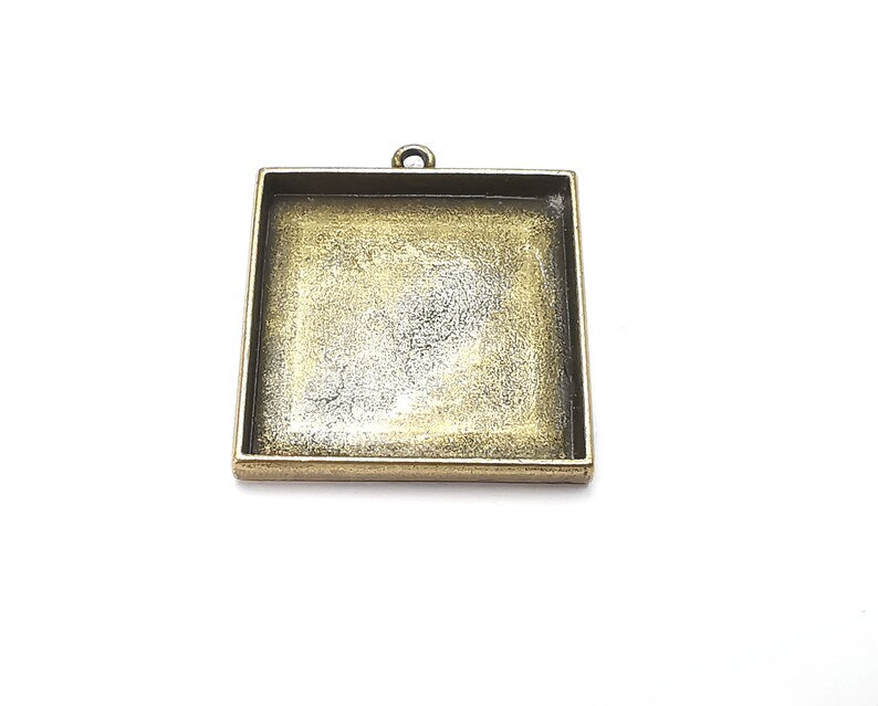Square Pendant Blanks, Resin Bezel Bases, Mosaic Mountings, Dry flower Frame, Polymer Clay base, Antique Bronze Plated (30mm) G33171