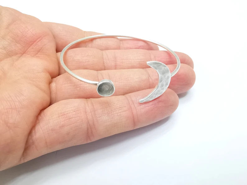 Crescent Moon Bracelet Bezel Blank Resin Bezel Cabochon Cuff Base Setting Adjustable Bracelet Silver Plated Brass (6mm Bezel) G33187