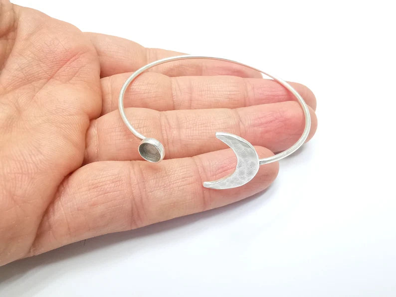 Crescent Moon Bracelet Bezel Blank Resin Bezel Cabochon Cuff Base Setting Adjustable Bracelet Silver Plated Brass (6mm Bezel) G33187