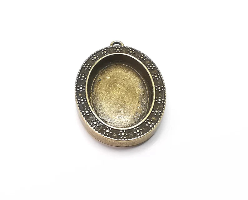 Flower Oval Pendant Blanks, Resin Bezel Bases, Mosaic Mountings, Dry flower Frame, Polymer Clay base, Antique Bronze Plated (25x18mm) G33193