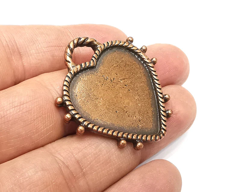 Heart Pendant Bezels, Resin Blank, inlay Mountings, Mosaic Frame, Cabochon Bases, Flower Settings, Antique Copper Plated (30x28mm) G33087