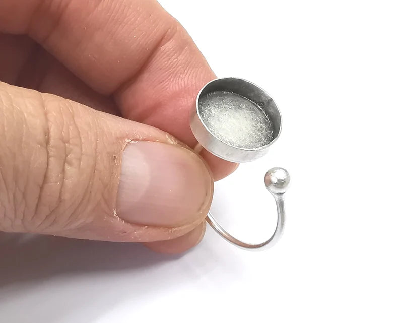 Ball Ring Blank Setting, Round Cabochon Mounting, Adjustable Resin Ring Base Bezels, Antique Silver Plated (14mm) G33120