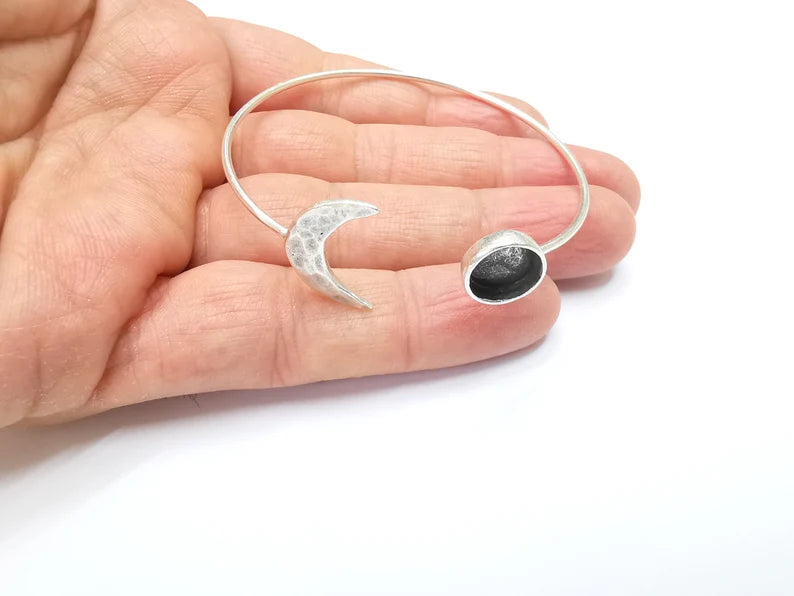 Crescent Moon Bracelet Bezel Blank Resin Bezel Cabochon Cuff Base Setting Adjustable Bracelet Silver Plated Brass (10mm Bezel) G33126