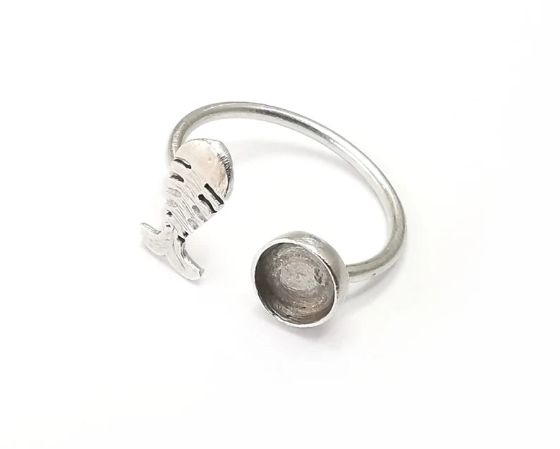 Fish bone Ring Blank Setting, Cabochon Mounting, Adjustable Resin Ring Base Bezels, Antique Silver Plated (6mm) G33248