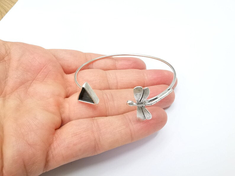Dragonfly Triangle Bracelet Bezel Blank Resin Bezel Cabochon Cuff Base Setting Adjustable Bracelet Antique Silver Plated Brass (10mm) G33160