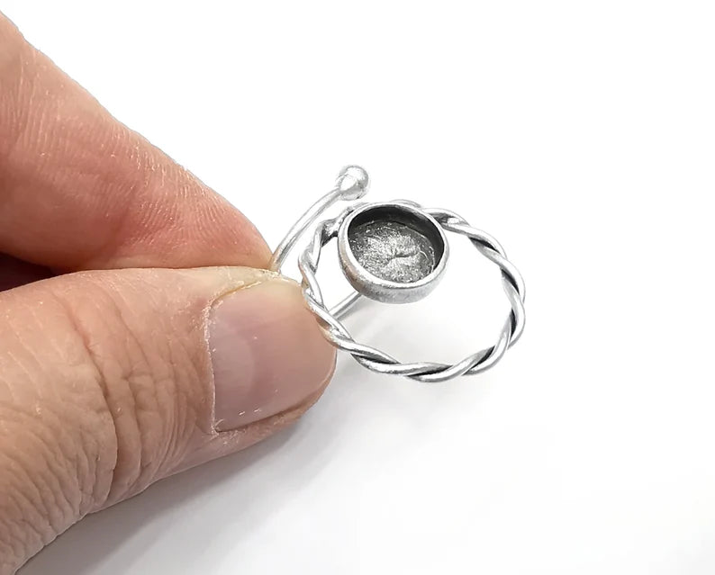 Wrap Ball Ring Blank Setting, Round Cabochon Mounting, Adjustable Resin Ring Base Bezels, Antique Silver Plated (10mm) G33278