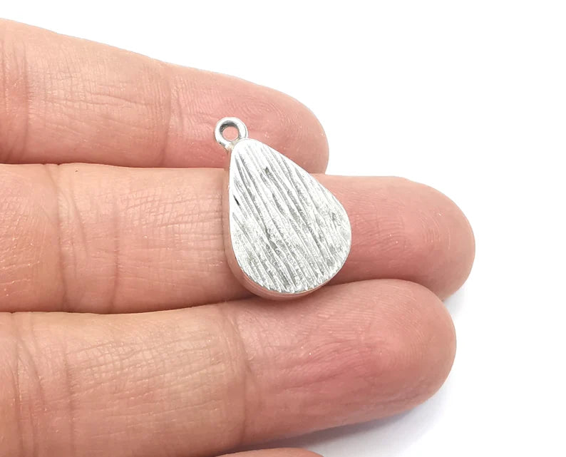4 Drop Pendant Blanks, Resin Bezel Bases, Mosaic Mountings, Polymer Clay base, Antique Silver Plated (18x13mm) G33195