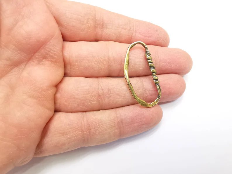 2 Curved Ring Connector Findings, Antique Bronze Plated (37x18mm) G33223